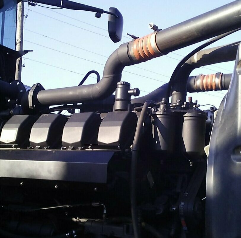 Замена переоснащение переоборудование трактора Buhler Versatile 535 с двигателем ТМЗ 8486.10-05