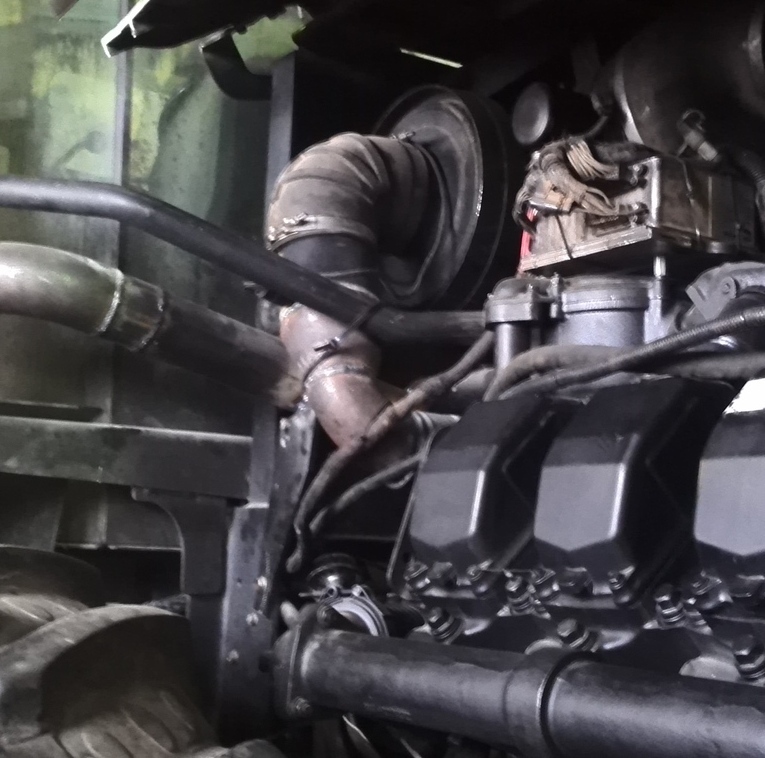 Переоборудование трактора Buhler Versatile 425 с ТМЗ 8486.10-05 Замена переоснащение переоборудование трактора Бюллер 425 с ТМЗ 8486.10-05