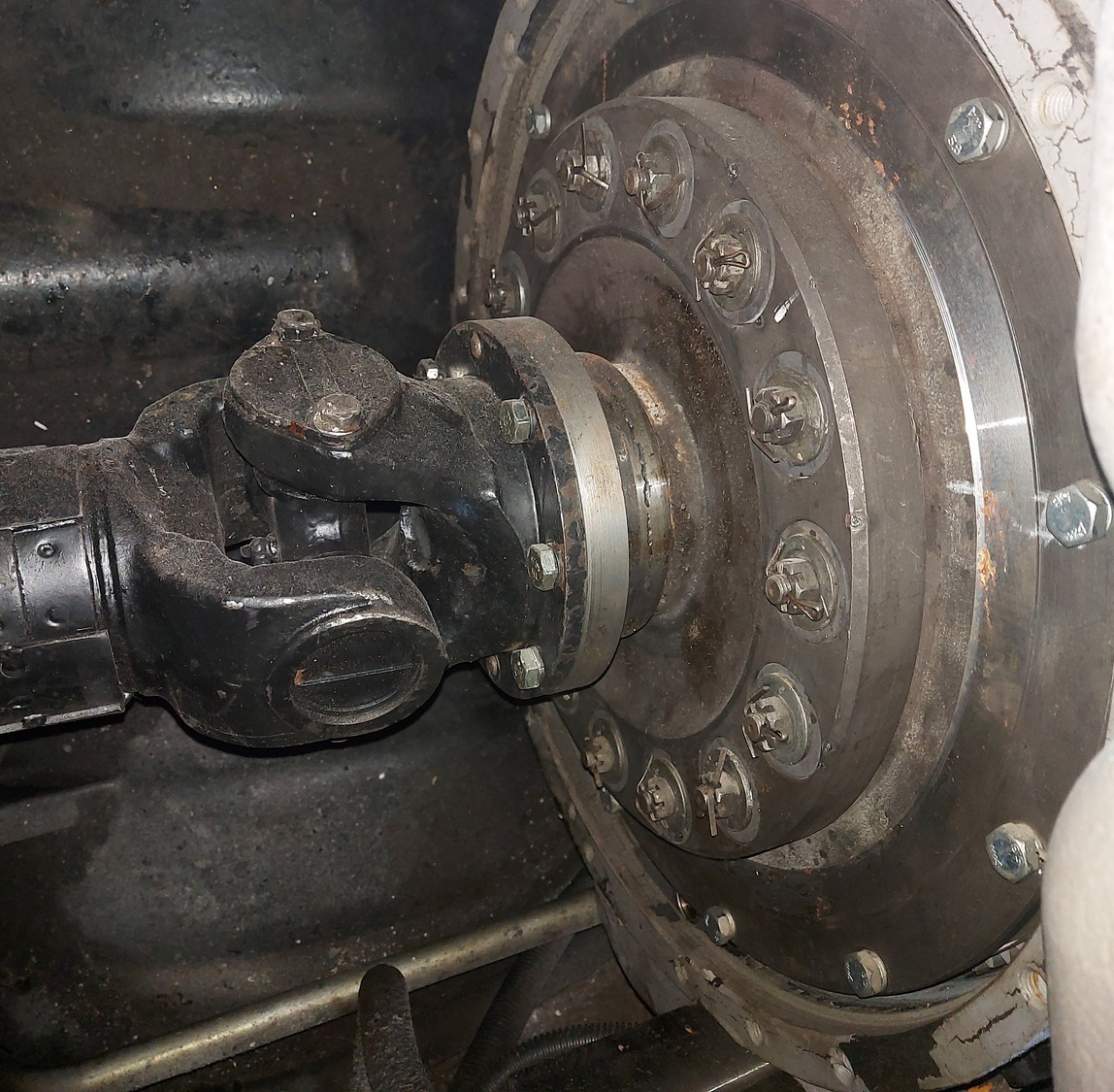 Замена переоснащение переоборудование трактора Установленный двигатель ЯМЗ 7511 на трактор New Holland TJ 450 с ЯМЗ 7511