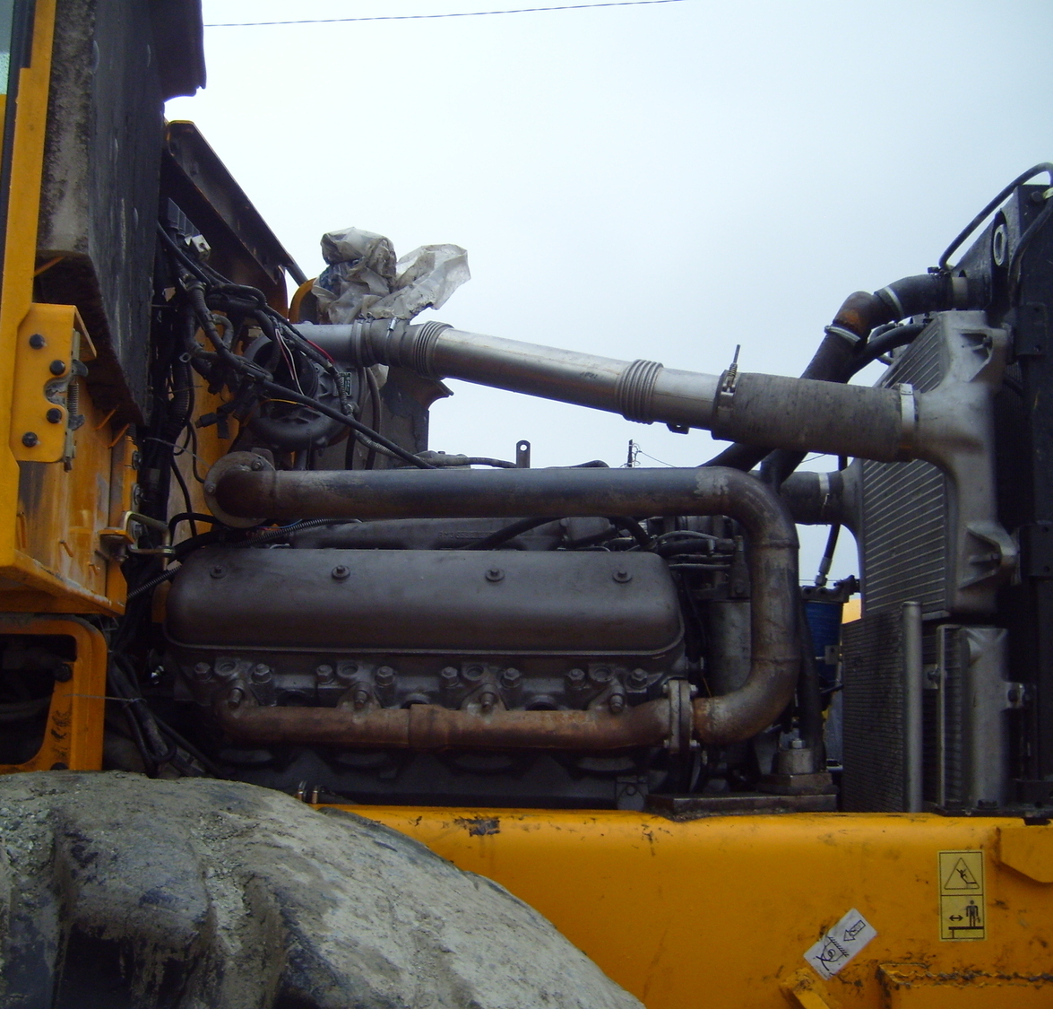 Замена переоснащение переоборудование погрузчика Hyundai HL770 с ЯМЗ 238Д1