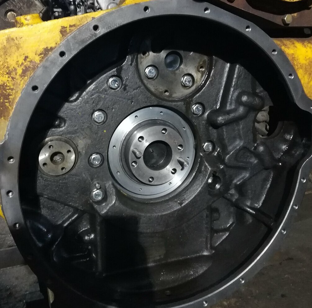 Замена переоснащение переоборудование установка отечественного двигателя на бульдозер Mitsuber MB 230R Brandenburg