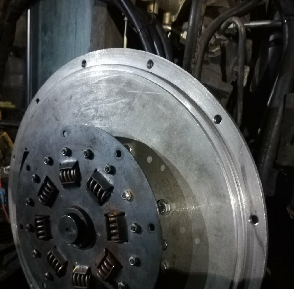 Переоборудование трактора Buhler Versatile 2210 с ЯМЗ 536 Замена переоснащение переоборудование трактора Buhler Versatile 2210 с ЯМЗ 536