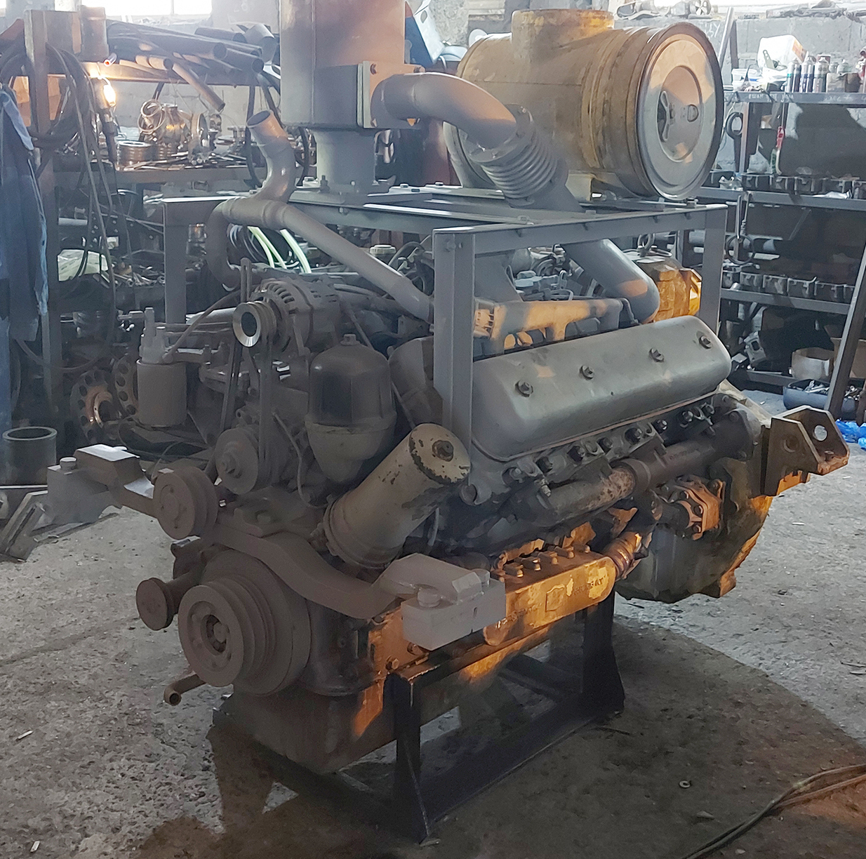 Замена переоснащение переоборудование установка отечественного двигателя на бульдозер Shantui SD22