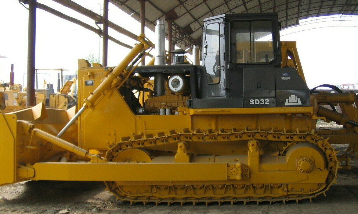 Замена переоснащение переоборудование установка отечественного двигателя на бульдозер Shantui SD32
