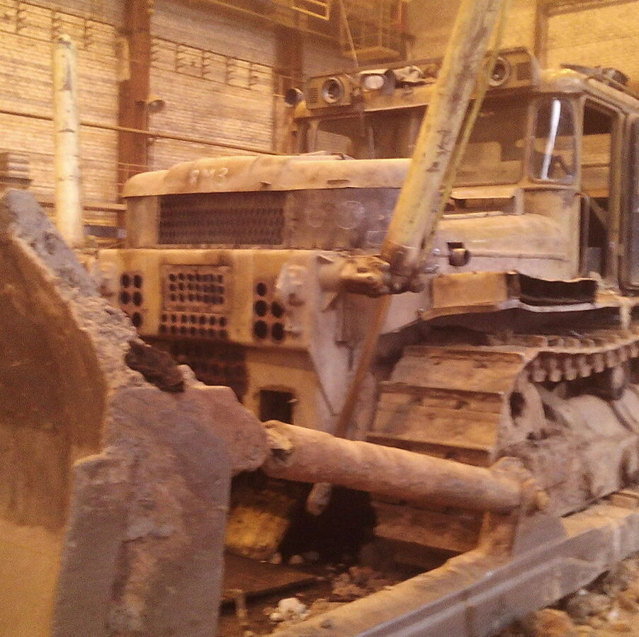 Переоборудование бульдозера ДЭТ 250 с ЯМЗ 7514 Замена переоснащение переоборудование установка отечественного двигателя на бульдозере ДЭТ 250