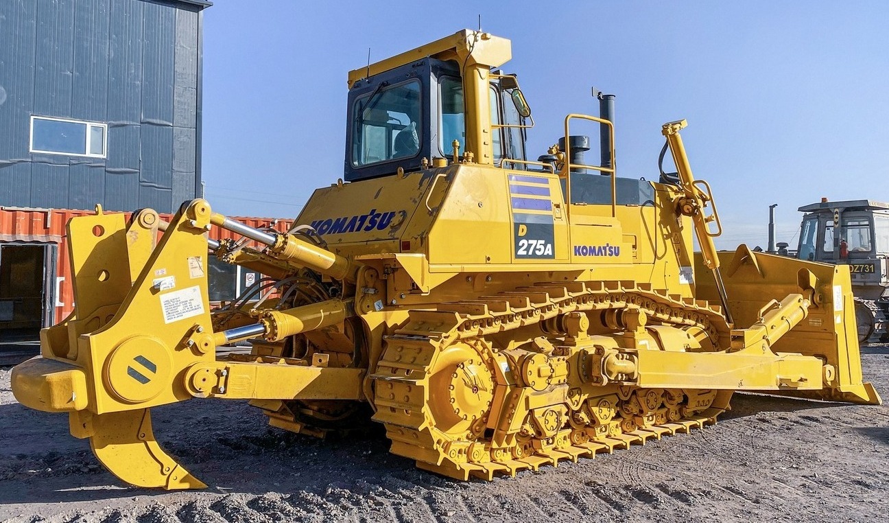 Замена переоснащение переоборудование установка отечественного двигателя на бульдозер Komatsu D275 А2 и Komatsu D275 А5