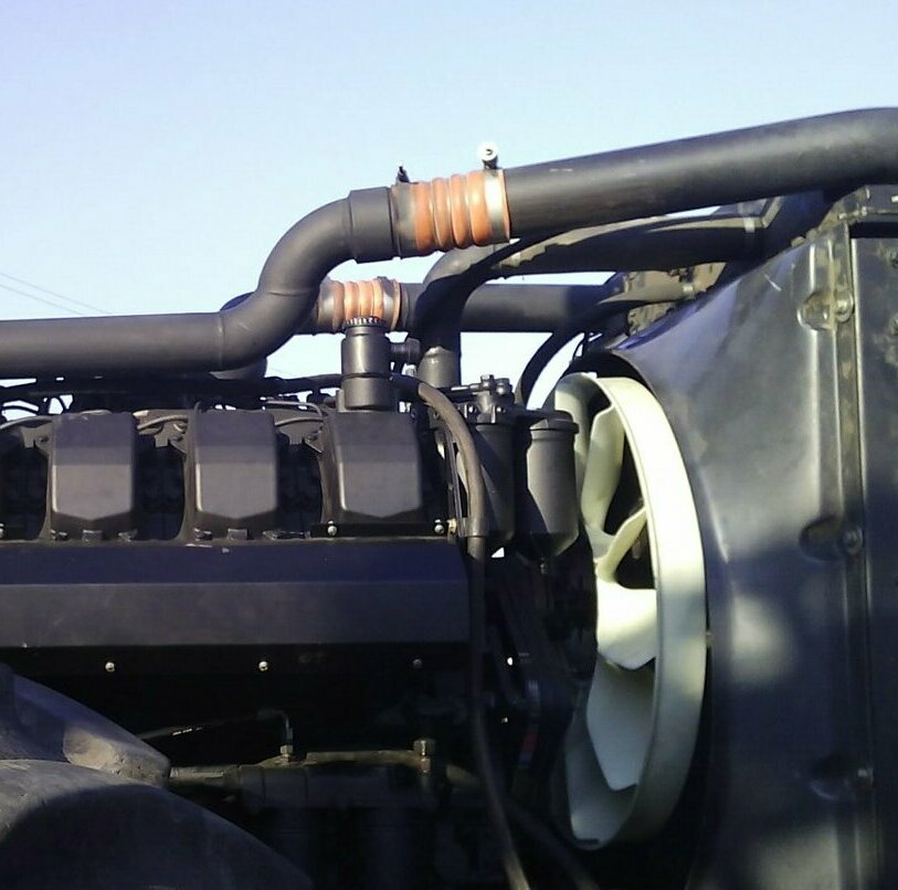 Замена переоснащение переоборудование трактора Buhler Versatile 535 с двигателем ТМЗ 8486.10-05