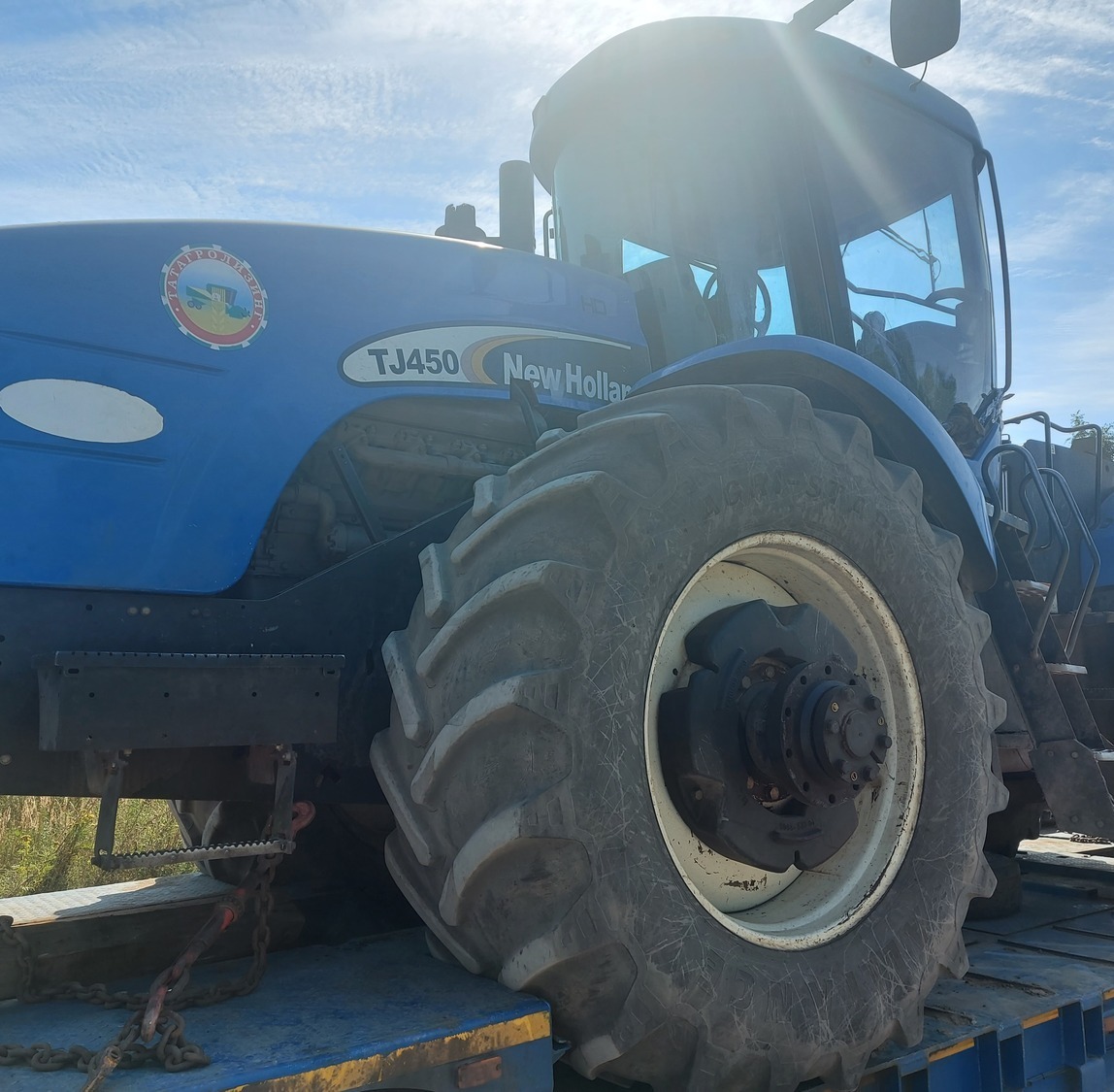 Замена переоснащение переоборудование трактора Установленный двигатель ЯМЗ 7511 на трактор New Holland TJ 450 с ЯМЗ 7511