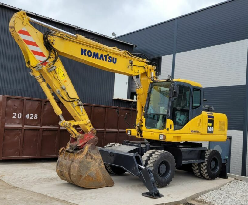 Замена переоснащение переоборудование установка отечественного двигателя на экскаваторе Komatsu PW 180