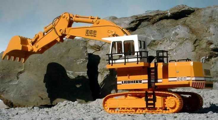 Замена переоснащение переоборудование установка отечественного двигателя на экскаваторе Liebherr P 992